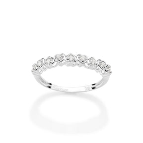Anillo fino con corazones en plata de ley 925 maciza y circonita cúbica.