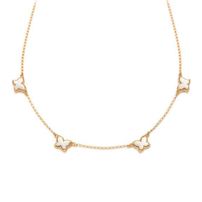 Gargantilla de mariposa chapada en oro de 18k con piedras sintéticas.